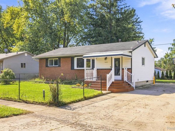 1886 Emerson Avenue, Ypsilanti Township, Mi 48198