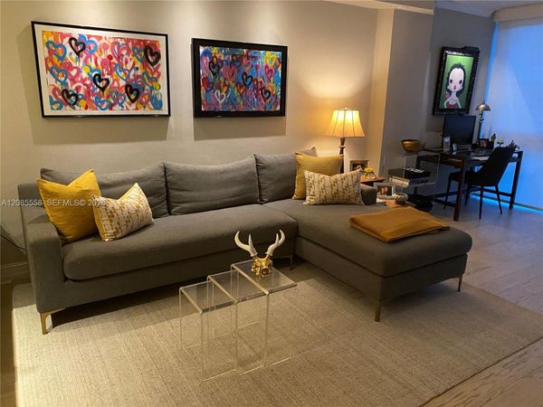 5401 Collins Ave , Unit 210, Miami Beach, FL 33140