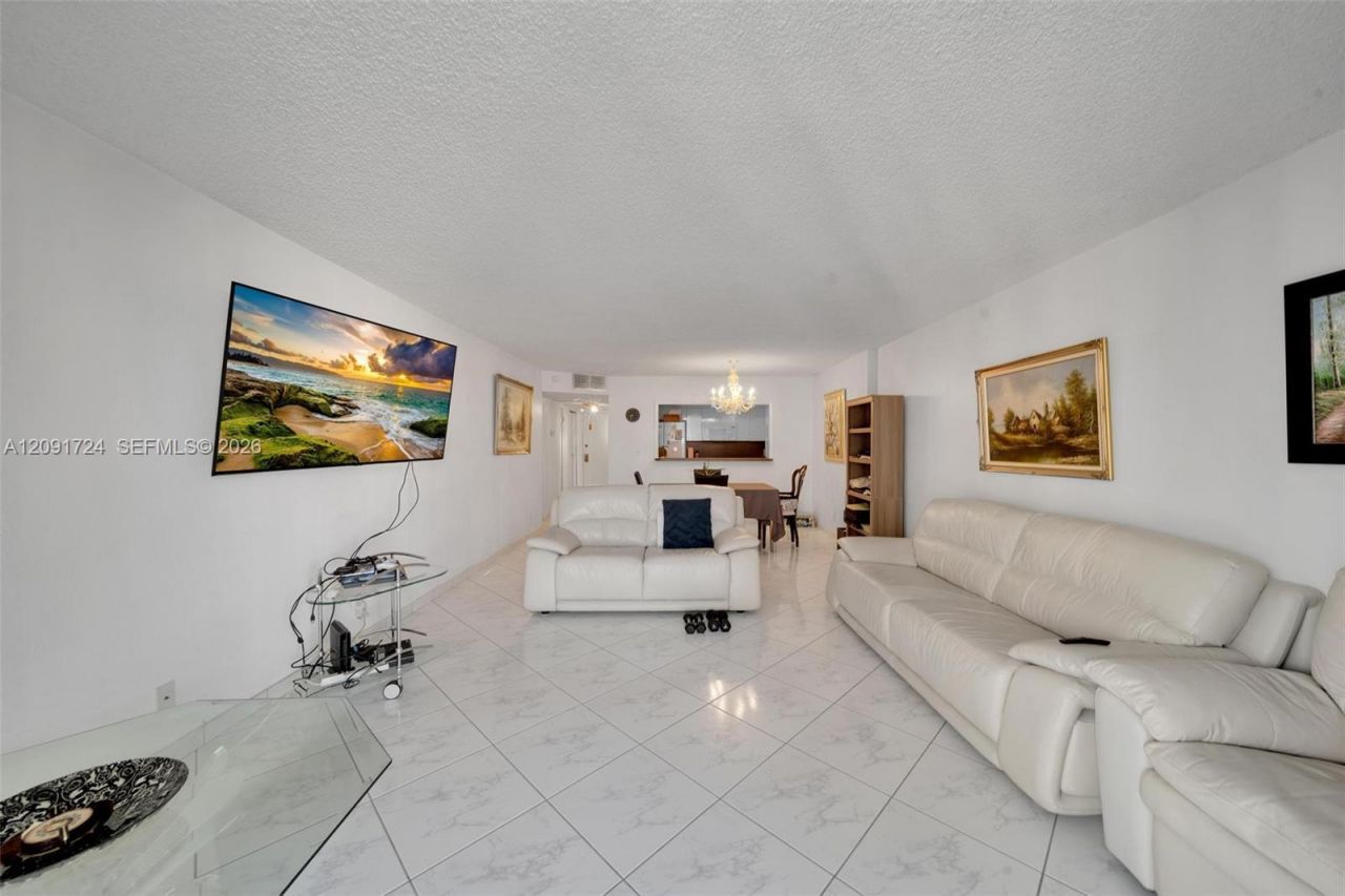 18151 NE 31st Ct , Unit 2008, Aventura, FL 33160 Photo