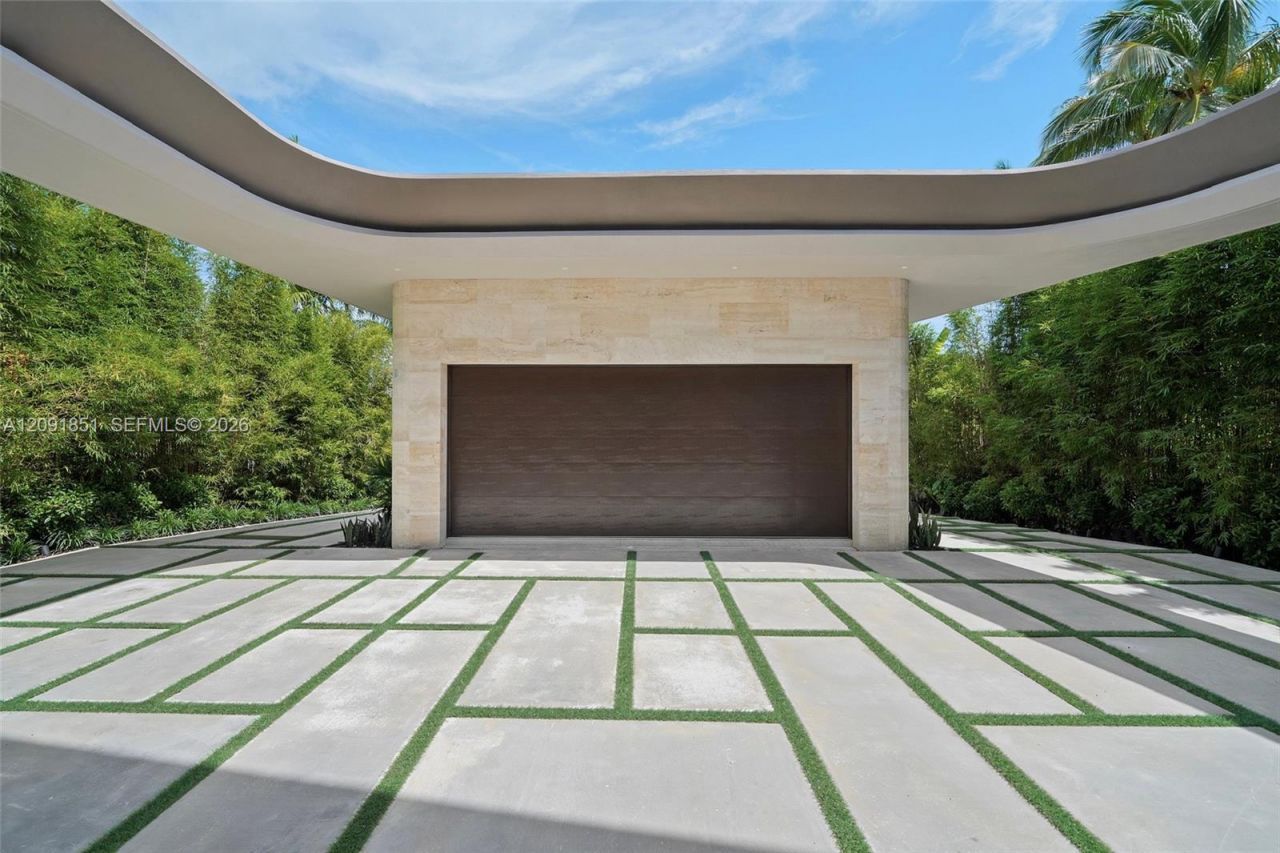 80 S Hibiscus Dr , Miami Beach, FL 33139 Photo
