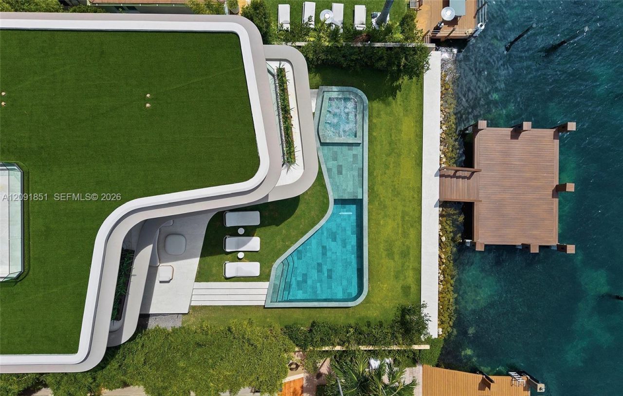 80 S Hibiscus Dr , Miami Beach, FL 33139 Photo