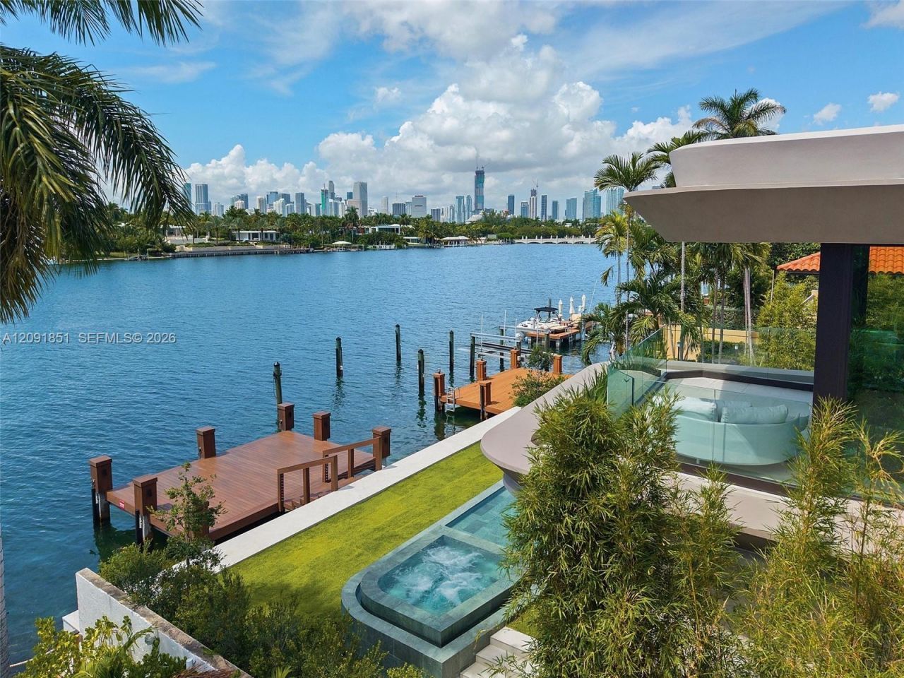 80 S Hibiscus Dr , Miami Beach, FL 33139 Photo