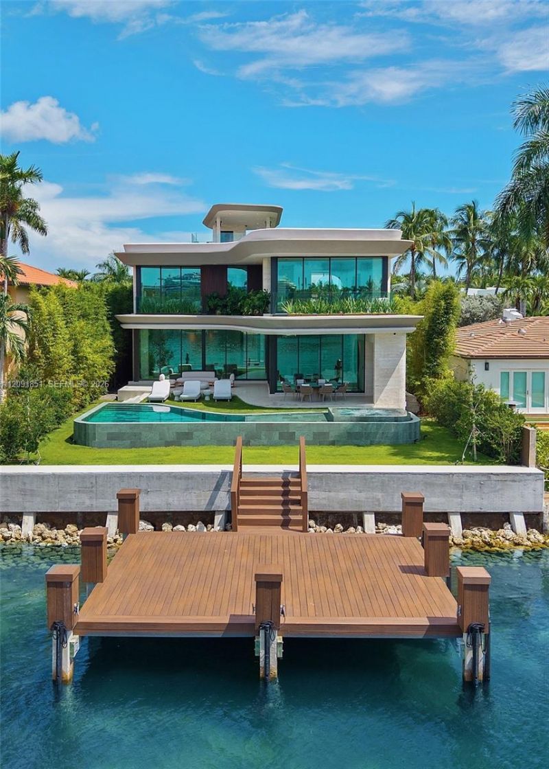 80 S Hibiscus Dr , Miami Beach, FL 33139 Photo