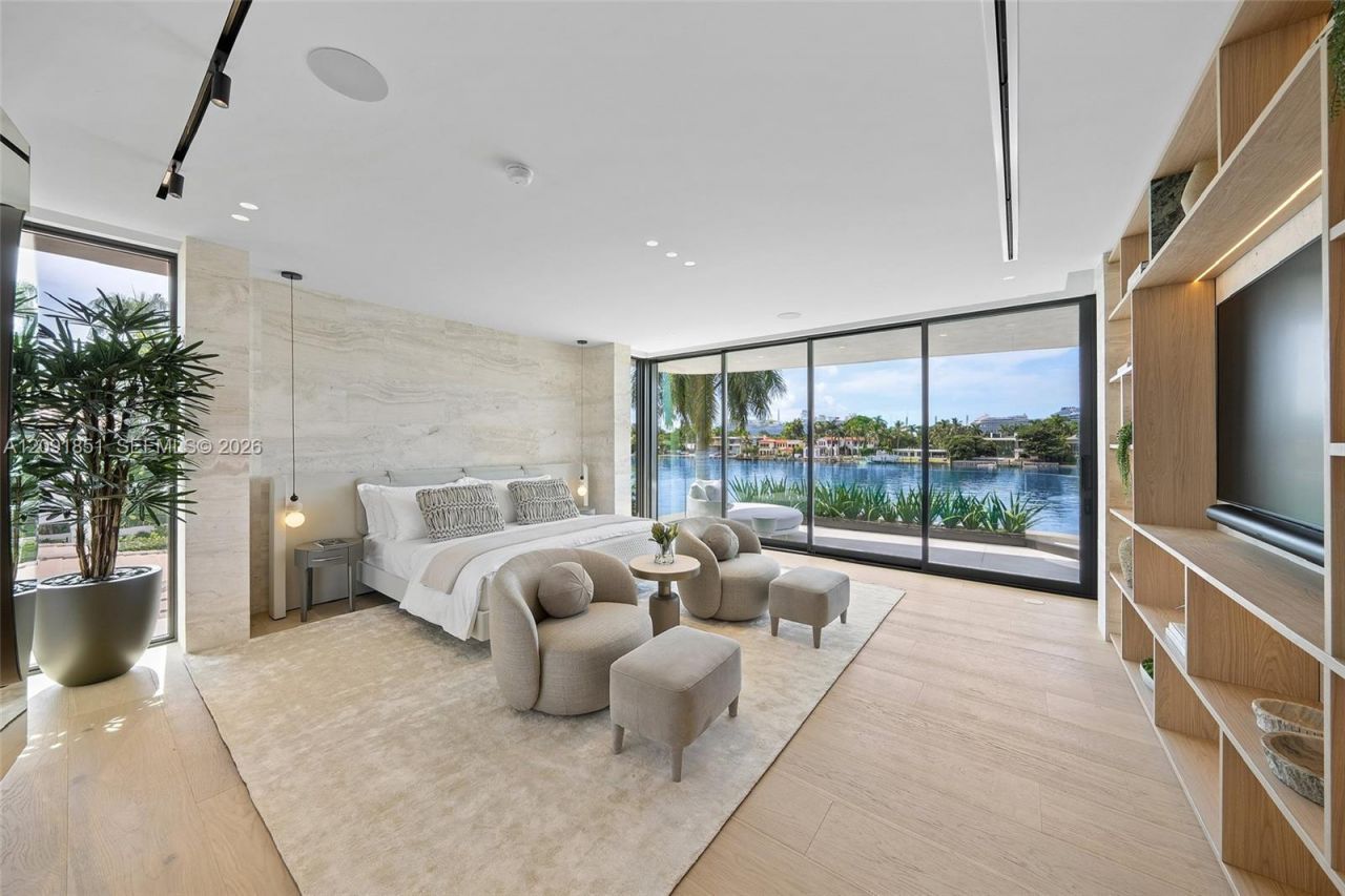 80 S Hibiscus Dr , Miami Beach, FL 33139 Photo
