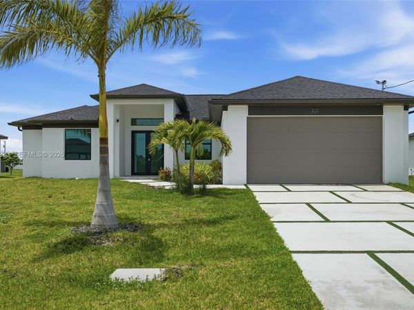 321 NE 15th Ter , Cape Coral, FL 33909