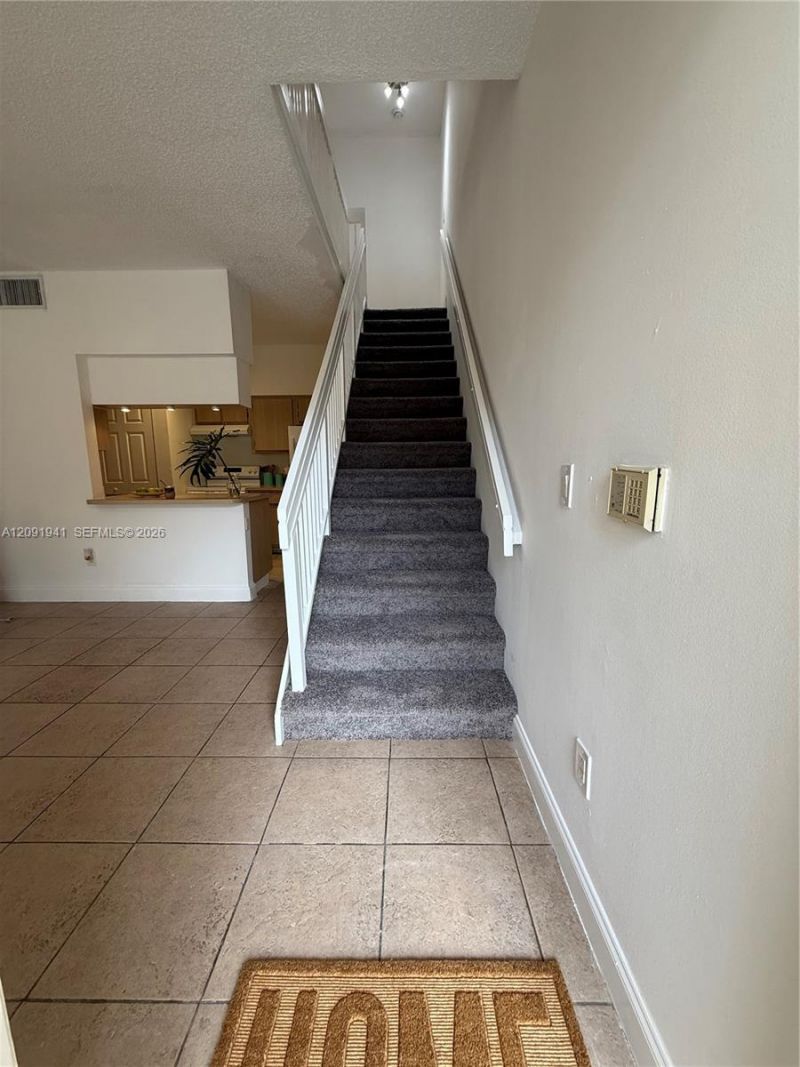 18322 NW 68th Ave , Unit B, Hialeah, FL 33015 Photo