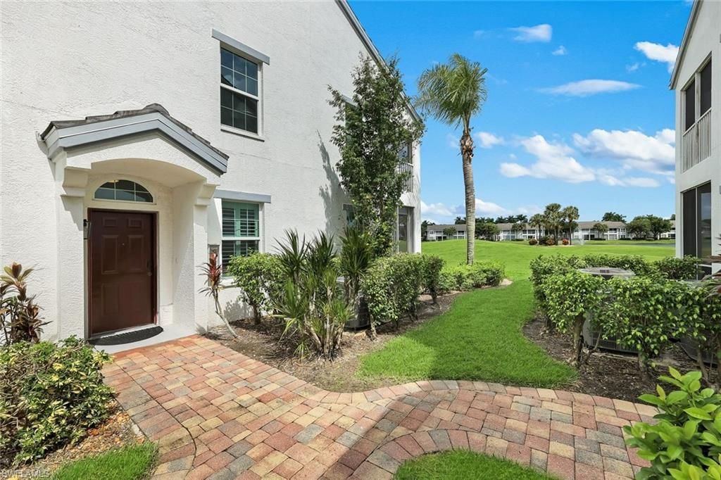 5936 Sand Wedge Ln, Unit 1604, Naples, FL 34110 Photo