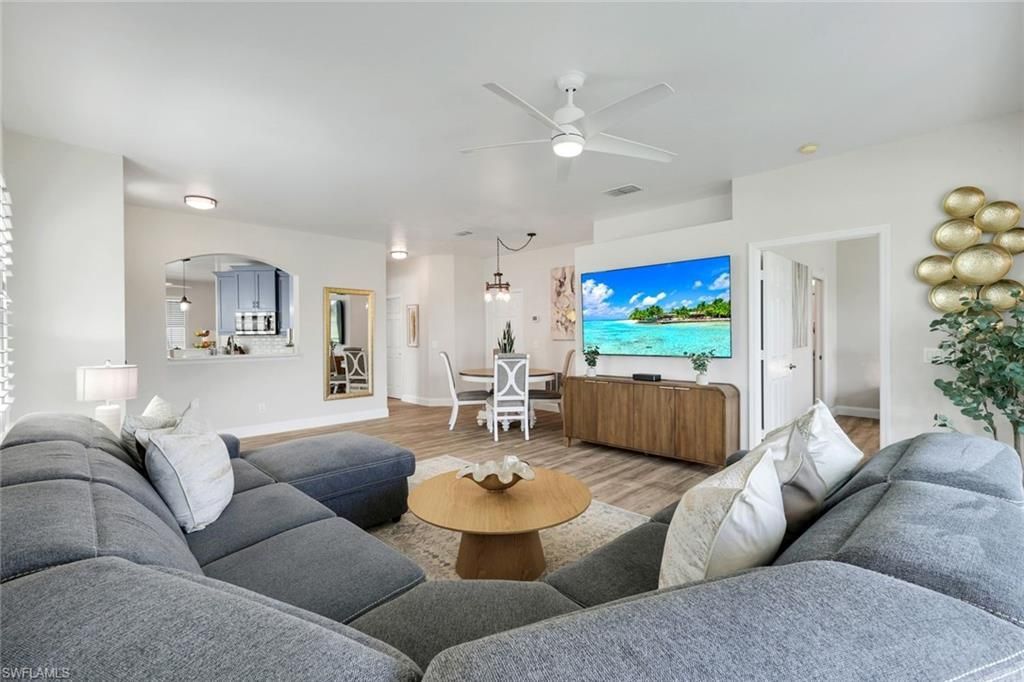 5936 Sand Wedge Ln, Unit 1604, Naples, FL 34110 Photo
