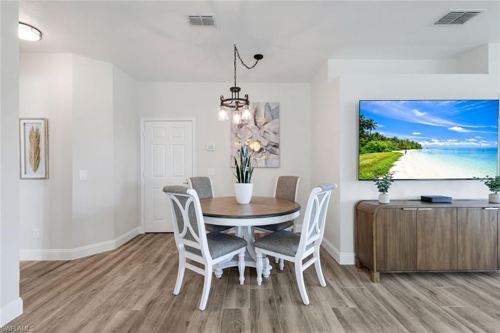 5936 Sand Wedge Ln, Unit 1604, Naples, FL 34110 Photo