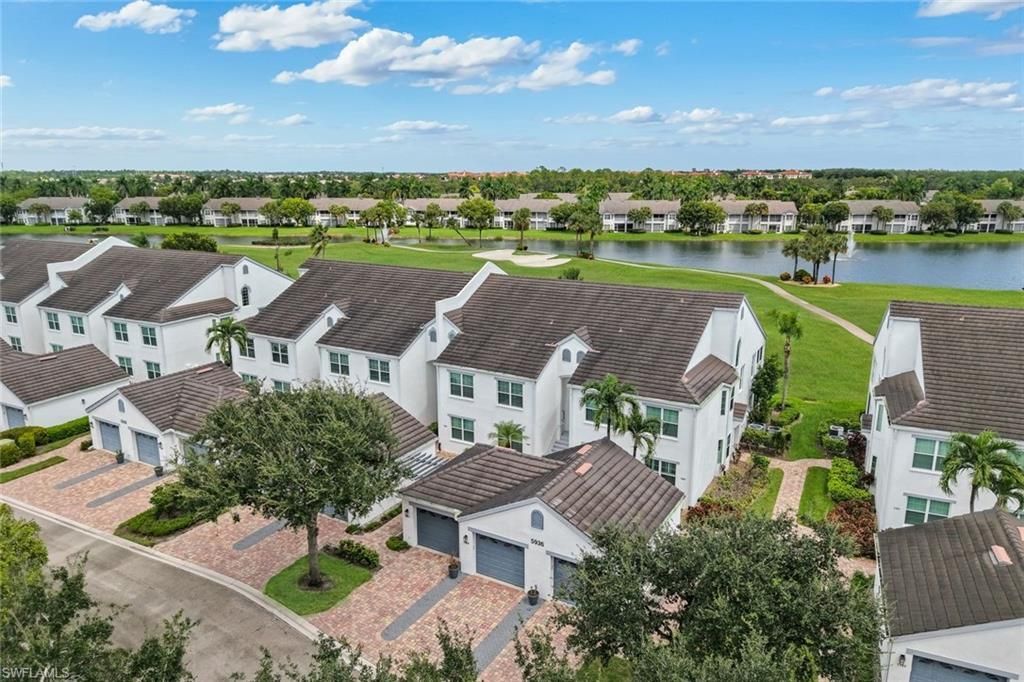 5936 Sand Wedge Ln, Unit 1604, Naples, FL 34110 Photo