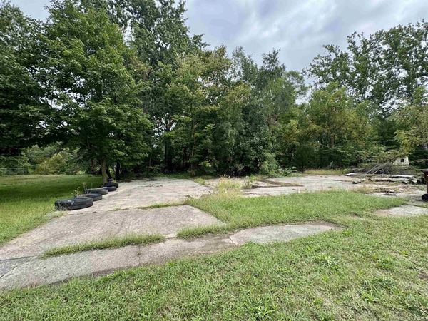 207 S Sycamore Street, North Manchester, IN 46962