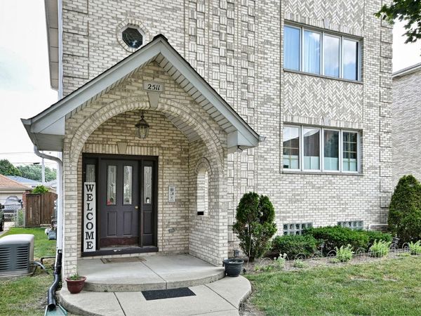 2511 N 74th Avenue , Unit 3, Elmwood Park, IL 60707