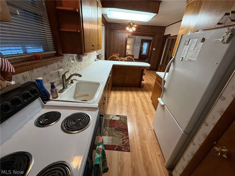 410 E 2nd Street, Dover, OH 44622 Photo 12