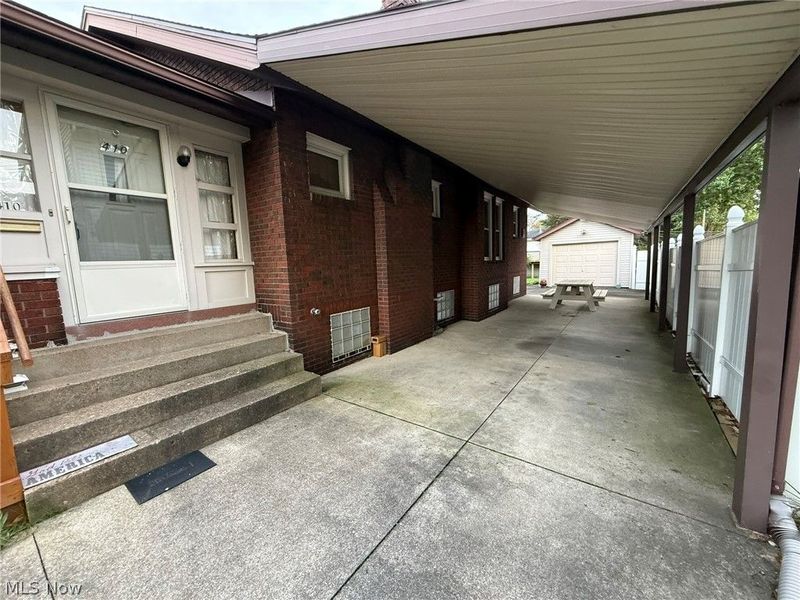 410 E 2nd Street, Dover, OH 44622 Photo 32