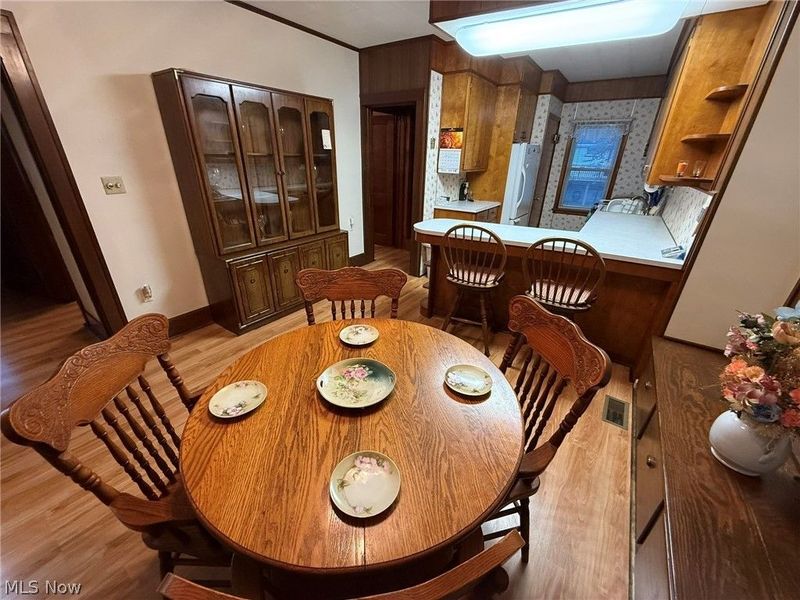 410 E 2nd Street, Dover, OH 44622 Photo 8