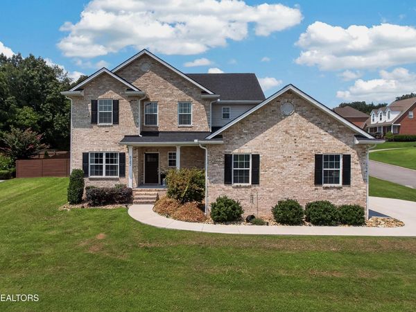 8182 Leclay Drive, Knoxville, TN 37938