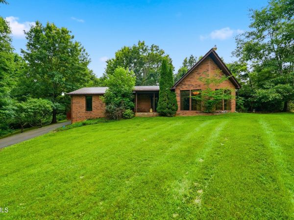 16183 Pocahontas Trail, Meadowview, VA 24361