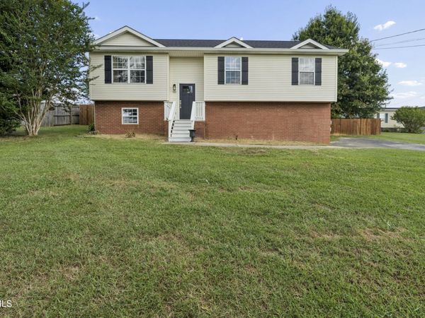 1111 Sycamore Creek Drive, Jonesborough, TN 37659
