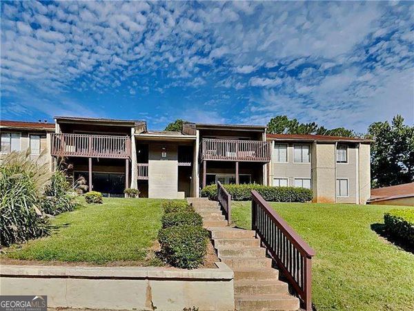 3575 Oakvale Road, Unit 305, Decatur, GA 30034