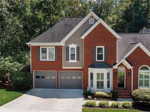 376 Yonah Circle, Woodstock, GA 30189