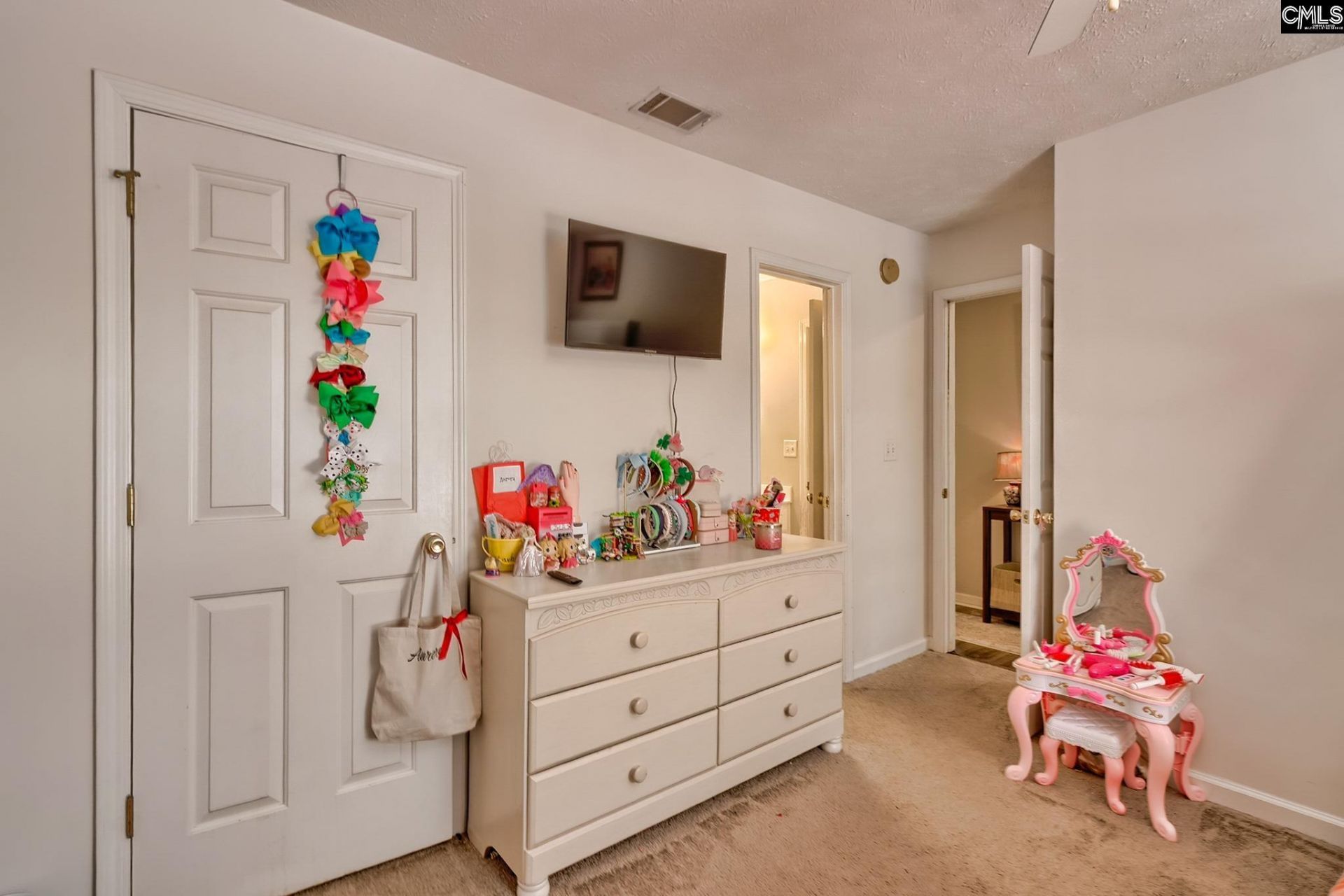 100 Waverly Point Drive  Photo 24