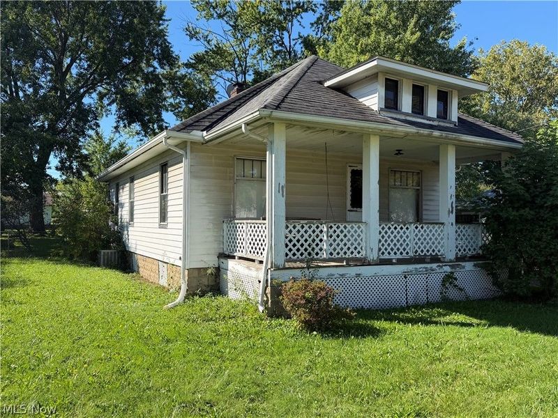 202 Best Street, Bedford, OH 44146 Photo 1