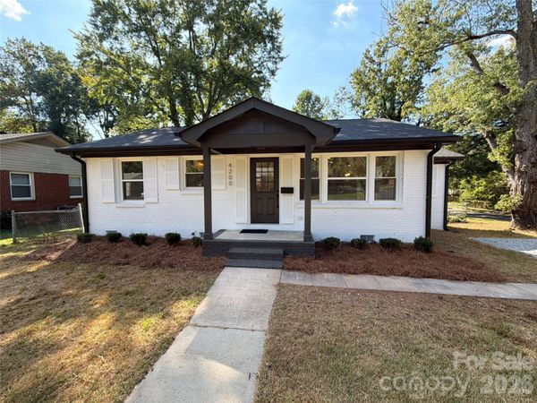 4200 Abbeydale Drive , Charlotte, NC 28205