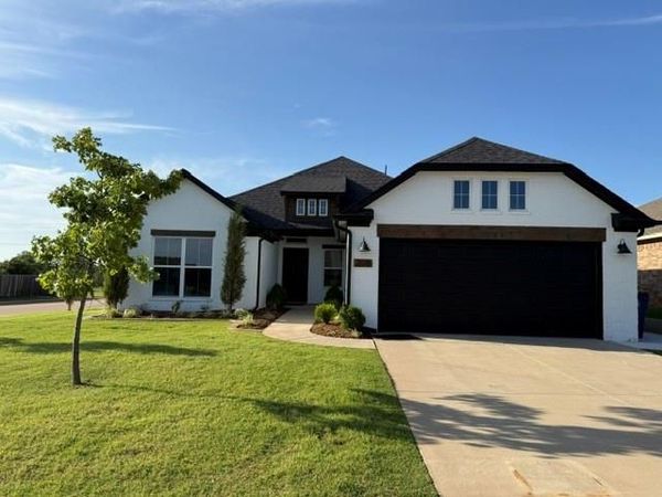 208 E Copper Canyon Avenue, Stillwater, OK 74075