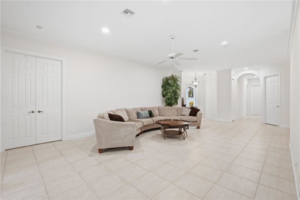8421 Sabal Palm Court , Unit 8421, Indian River Shores, FL 32963 Photo
