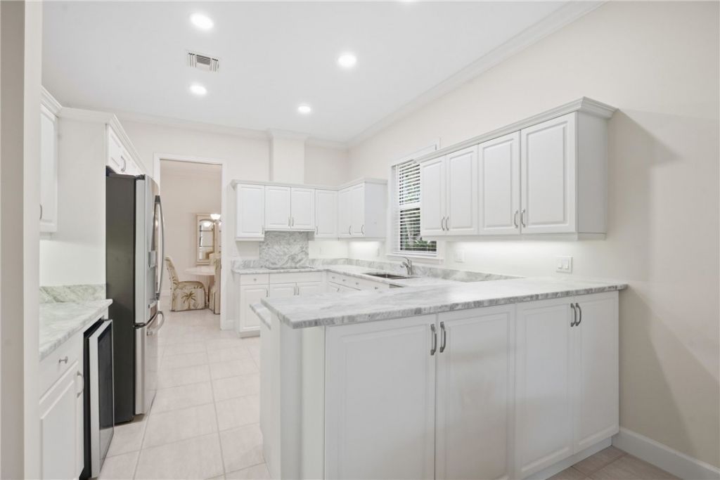 8421 Sabal Palm Court , Unit 8421, Indian River Shores, FL 32963 Photo