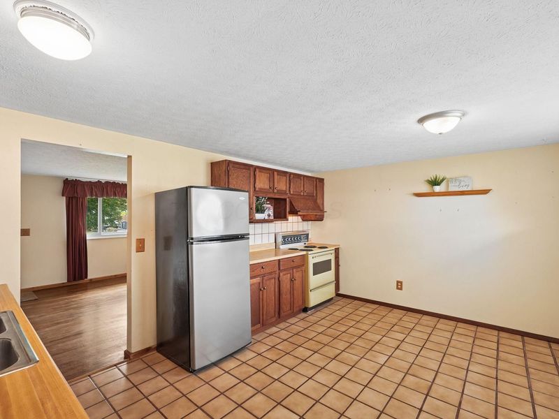 1494 Cranwood Drive, Columbus, OH 43229 Photo 19