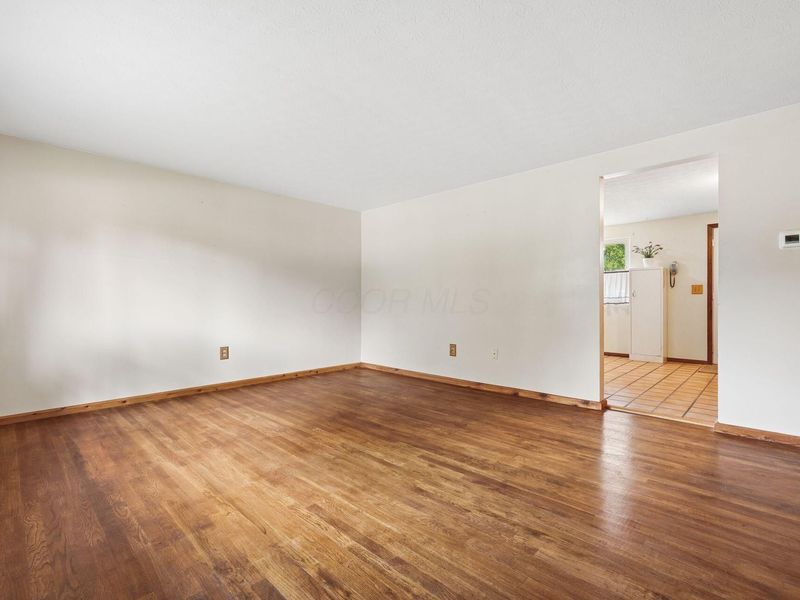 1494 Cranwood Drive, Columbus, OH 43229 Photo 8