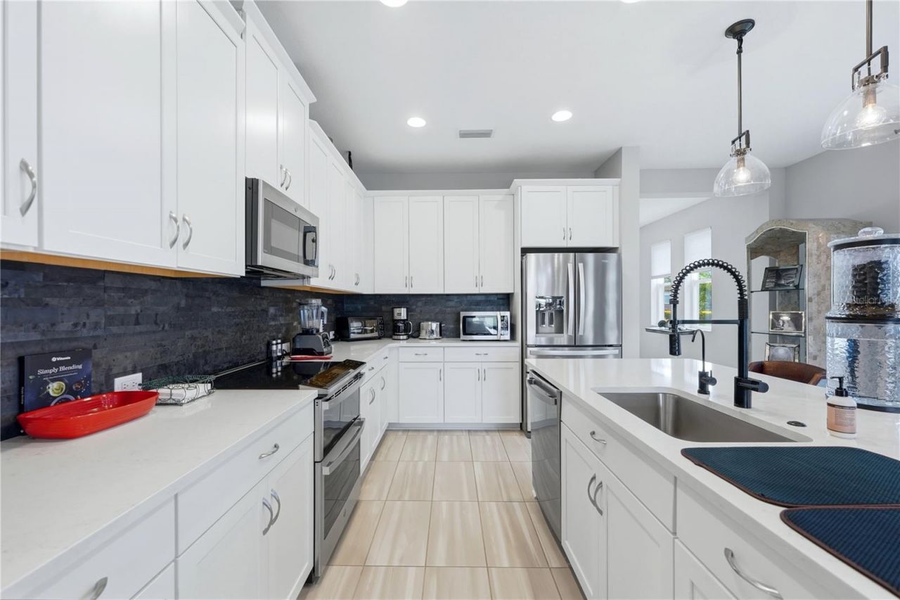 3583 Secret Stroll Drive, Sarasota, FL 34240 Photo