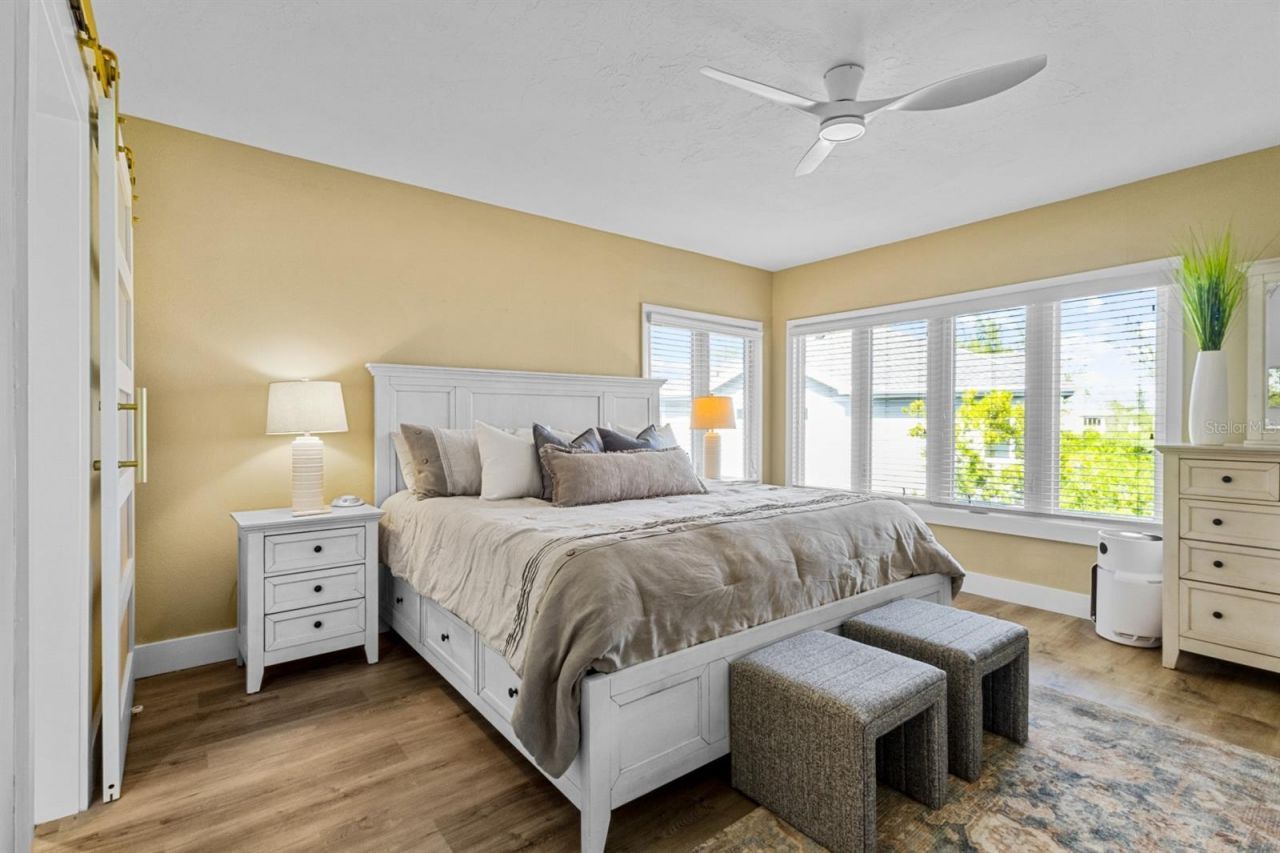 521 Forest Way, Longboat Key, FL 34228 Photo
