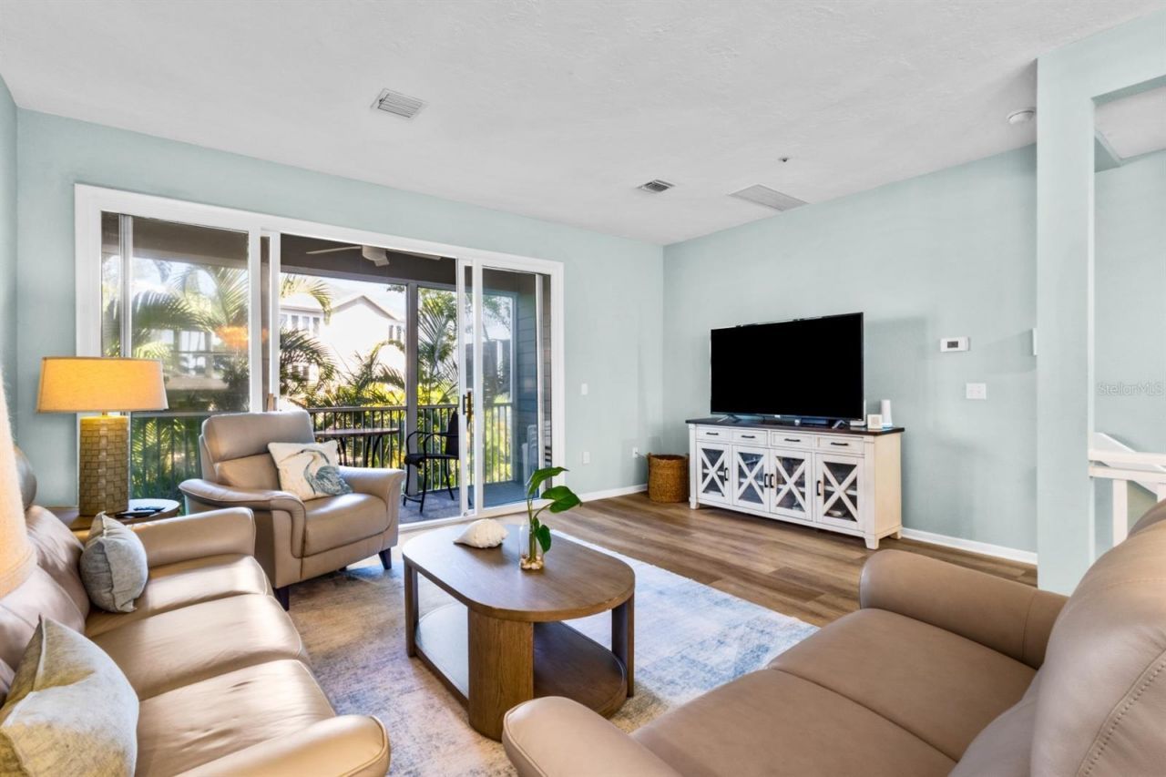 521 Forest Way, Longboat Key, FL 34228 Photo