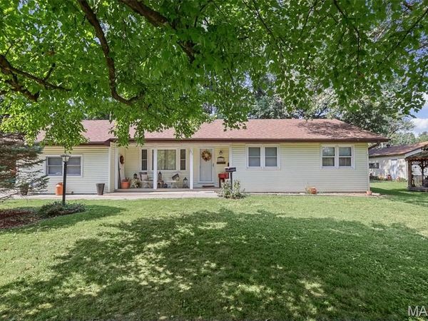 613 N Washington Street , Sparta, IL 62286