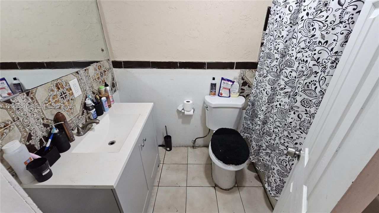 2114 NW 5th St, Pompano Beach, FL 33069 Photo