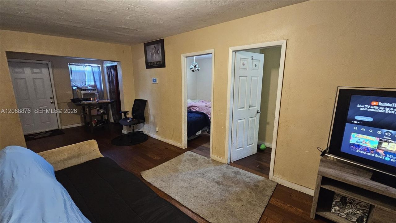 2114 NW 5th St, Pompano Beach, FL 33069 Photo