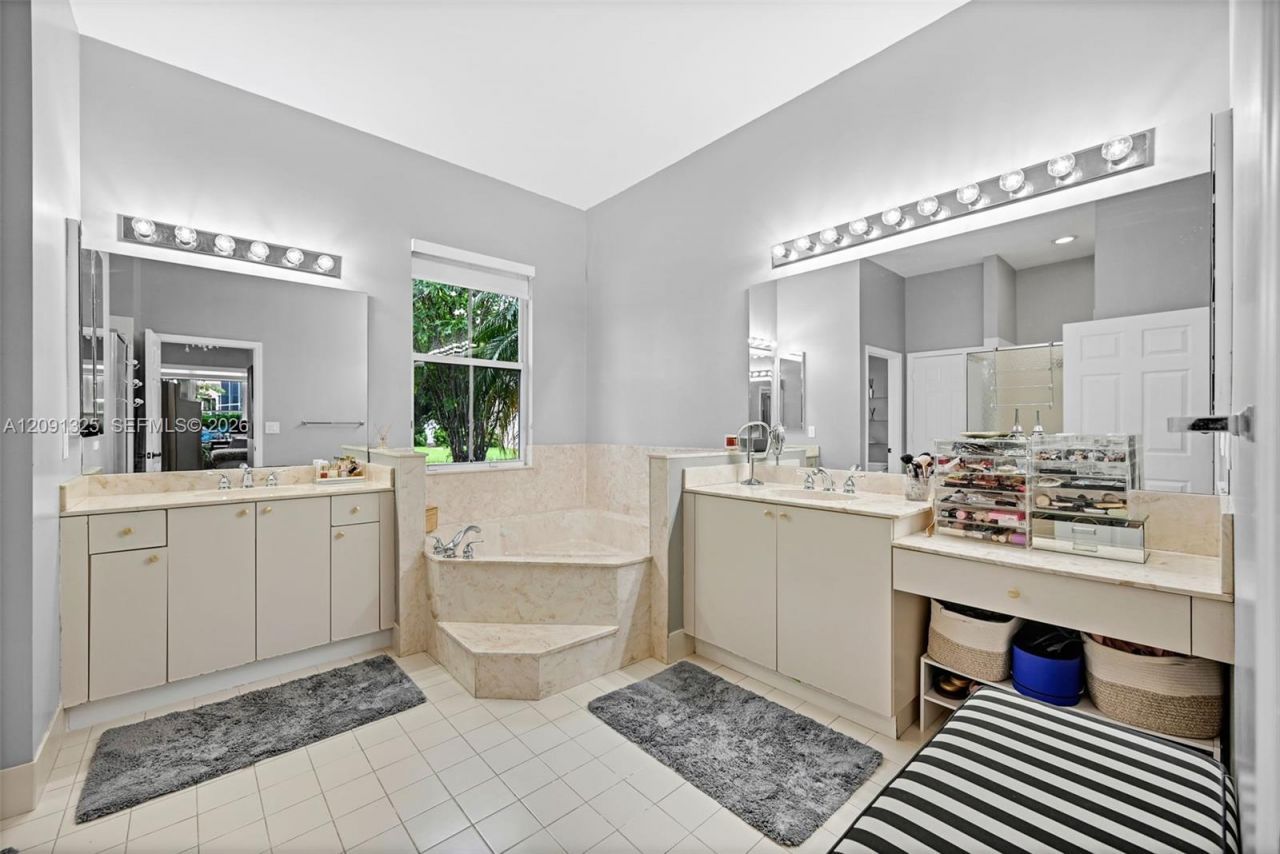 15976 SW 4th St , Pembroke Pines, FL 33027 Photo