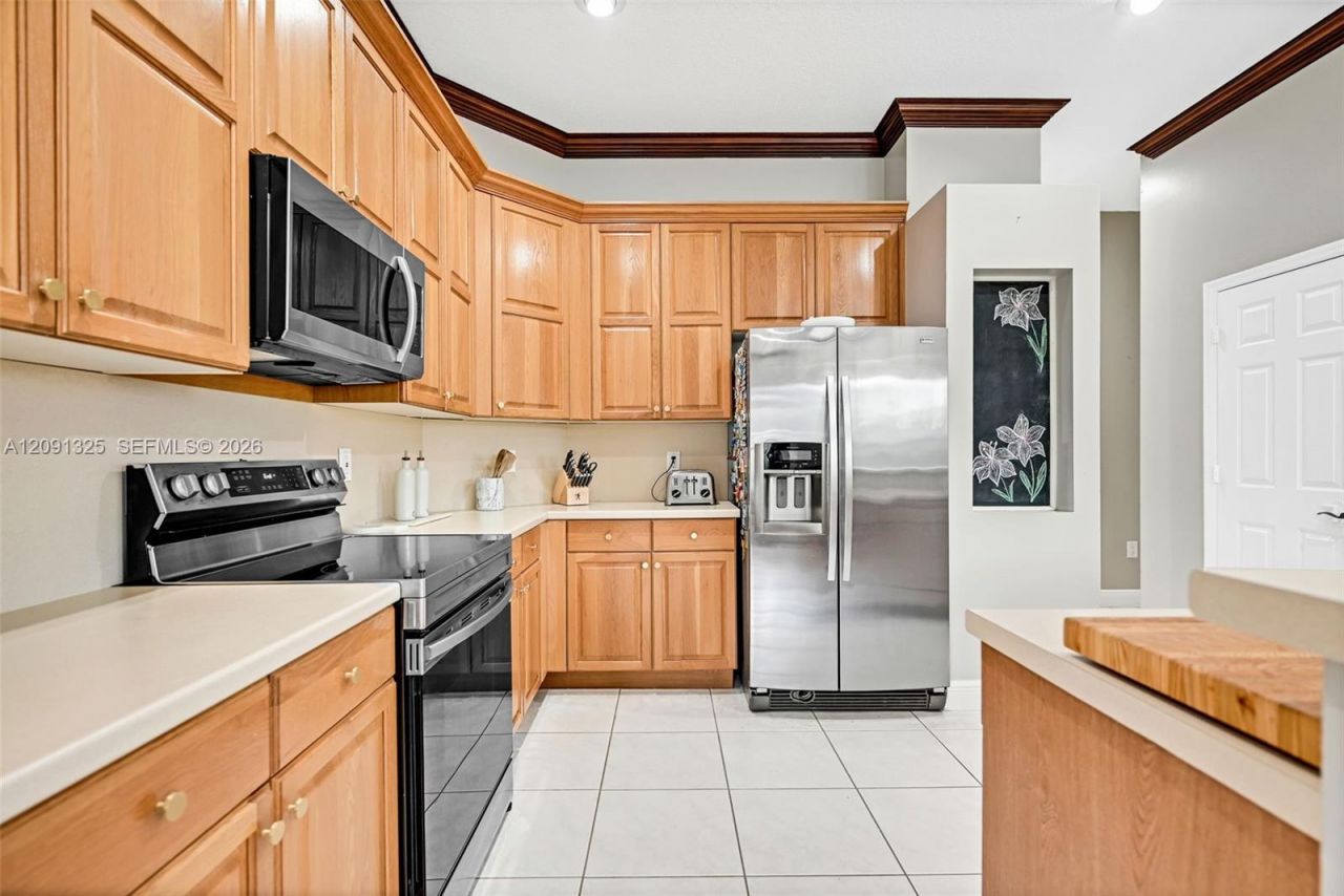 15976 SW 4th St , Pembroke Pines, FL 33027 Photo