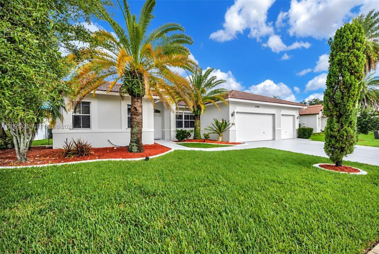 15976 SW 4th St , Pembroke Pines, FL 33027 Photo