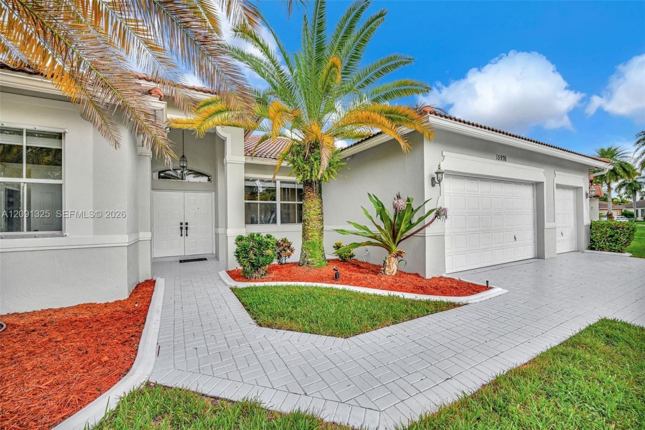 15976 SW 4th St , Pembroke Pines, FL 33027 Photo