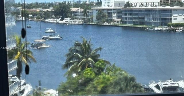 111 Golden Isles Dr, Unit F7, Hallandale Beach, FL 33009 Photo