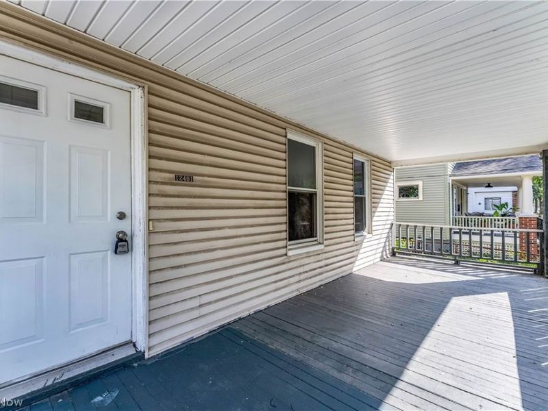 12401 Soika Avenue, Cleveland, OH 44120 Photo 2
