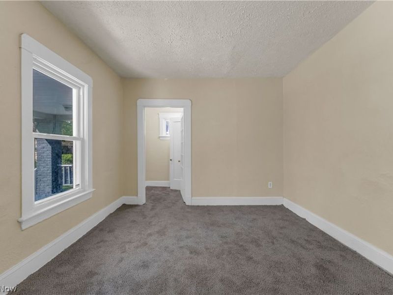 12401 Soika Avenue, Cleveland, OH 44120 Photo 21