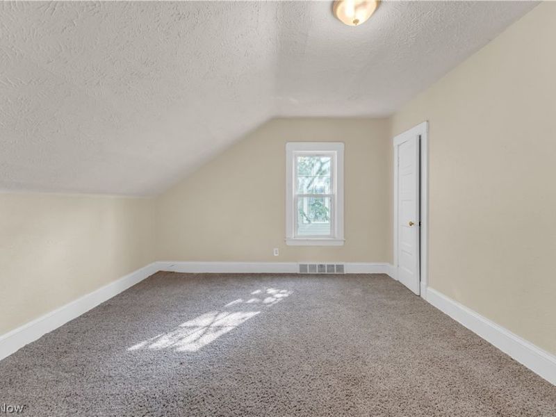 12401 Soika Avenue, Cleveland, OH 44120 Photo 7