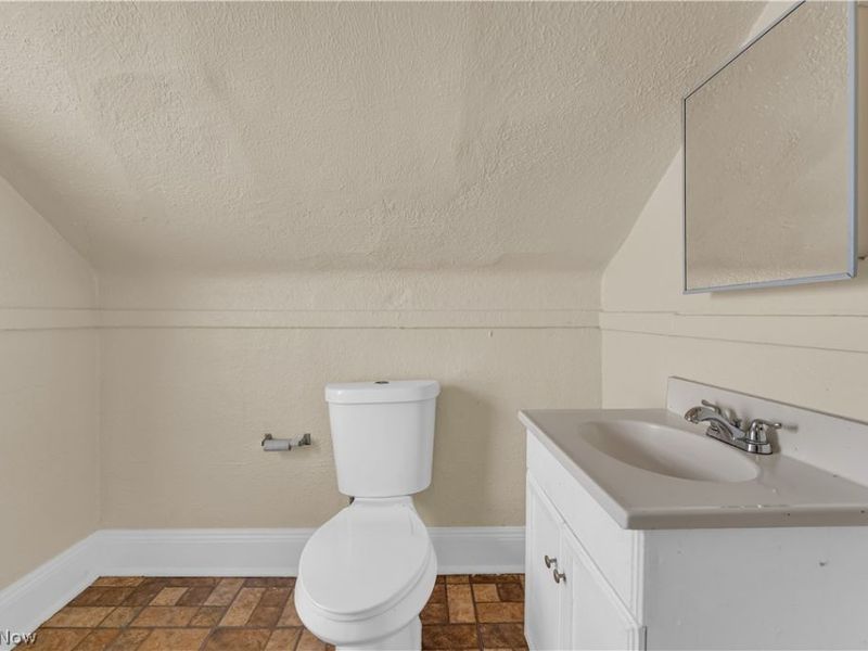 12401 Soika Avenue, Cleveland, OH 44120 Photo 9