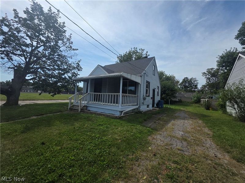 1936 Lakeview Avenue, Lorain, OH 44053 Photo 30