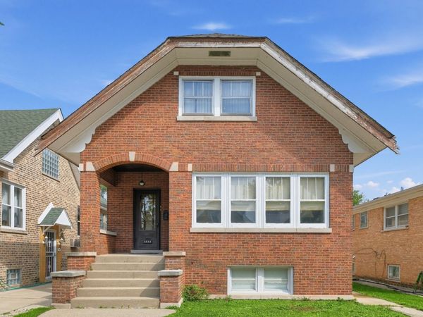 2645 N Mobile Avenue, Chicago, IL 60639
