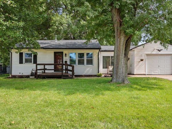 1531 29th Street , Bettendorf, IA 52722